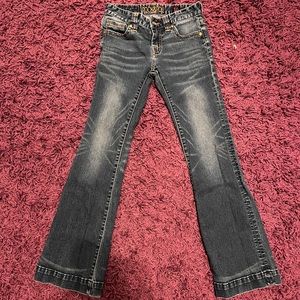 Girls rock&roll show jeans